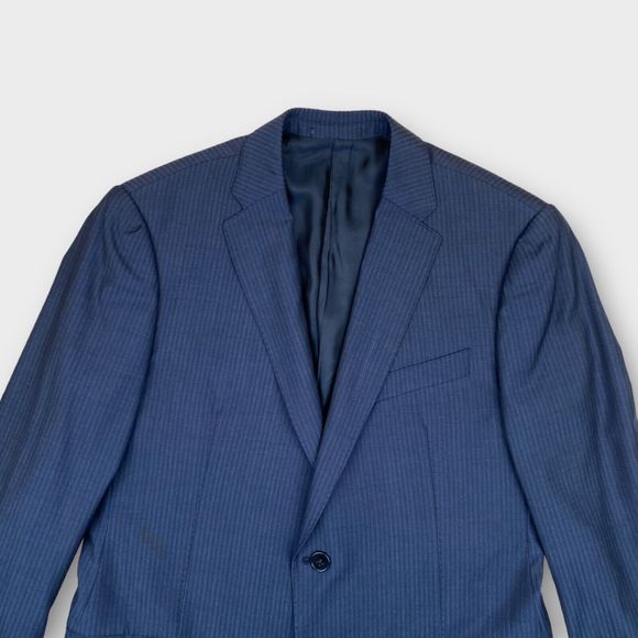 Armani Collezioni Men's M Line Navy Pinstriped Suit 2 Button Wool 2pc - 40R, 32W - Picture 3 of 15